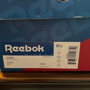 NEW, NEVER WORN Reebok Men’s Classic White/Navy tennis shoes Size 9.5